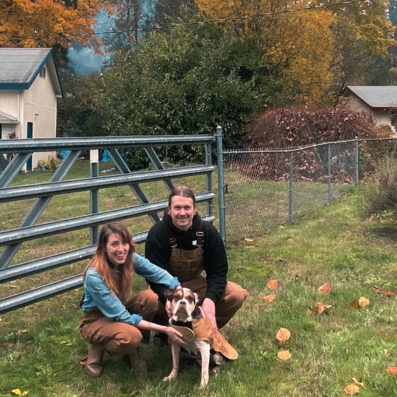 Meet your Posher, Loretta Lint! - Picture 5 of 5